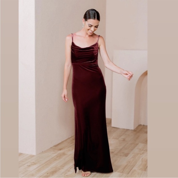 Revelry Skye Velvet Dress - Picture 1 of 4